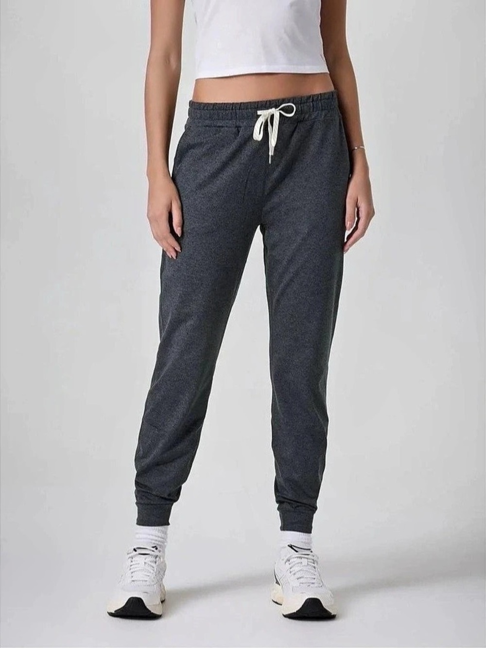 Vuori Dreamknit Performance Joggers black Charcoal Heather size small